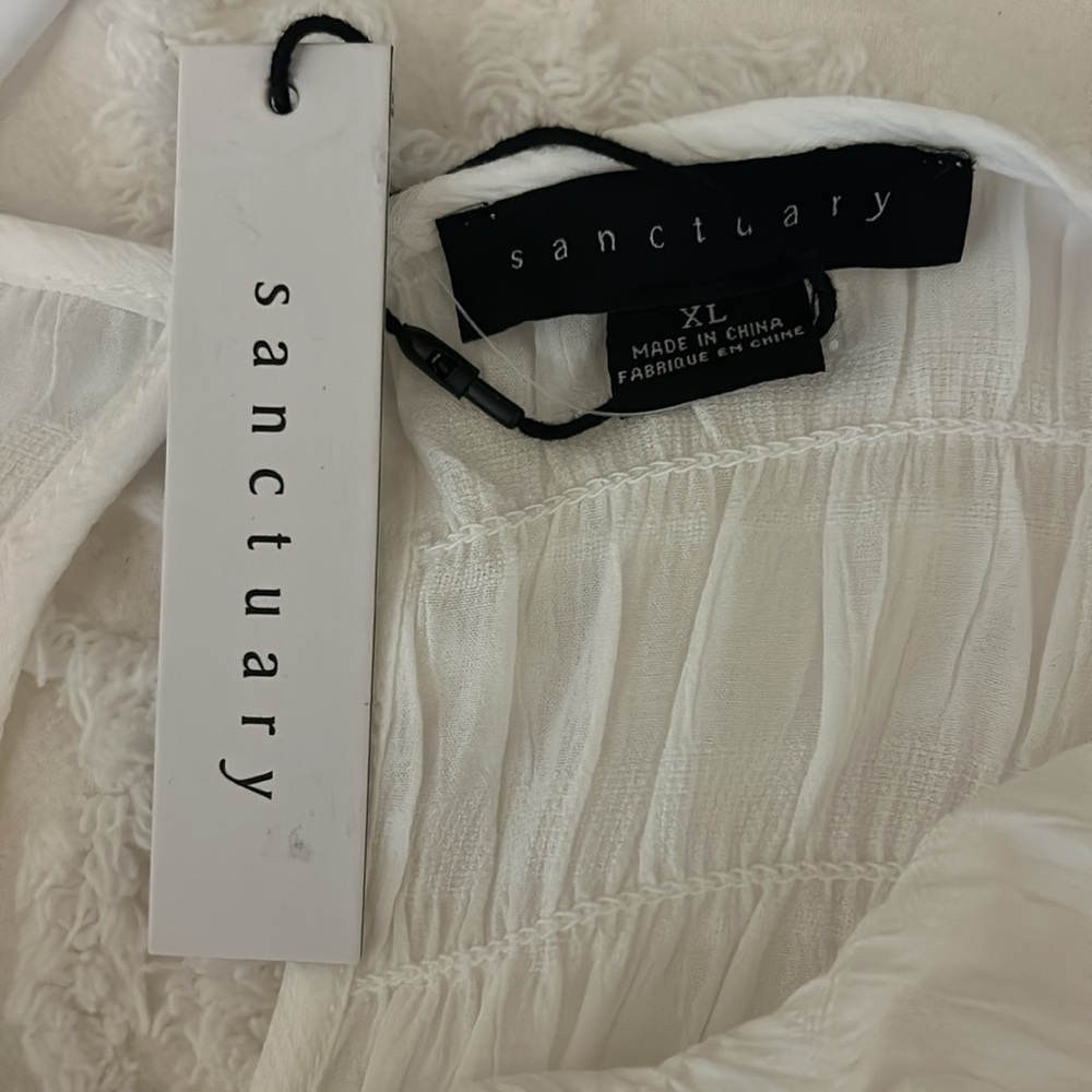 NWT Sanctuary Stay Together white ruched top, peplum style hem, women’s size XL. - Picture 9 of 10